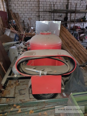 Agregat proszkowy AP 250 (bez środka gaśniczego) na przyczepie 1-osiowej 